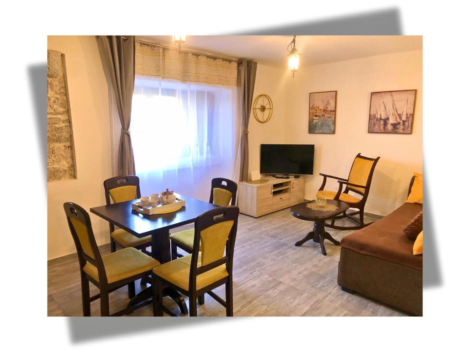Apartments Djurovic Kotor Eksteriør billede
